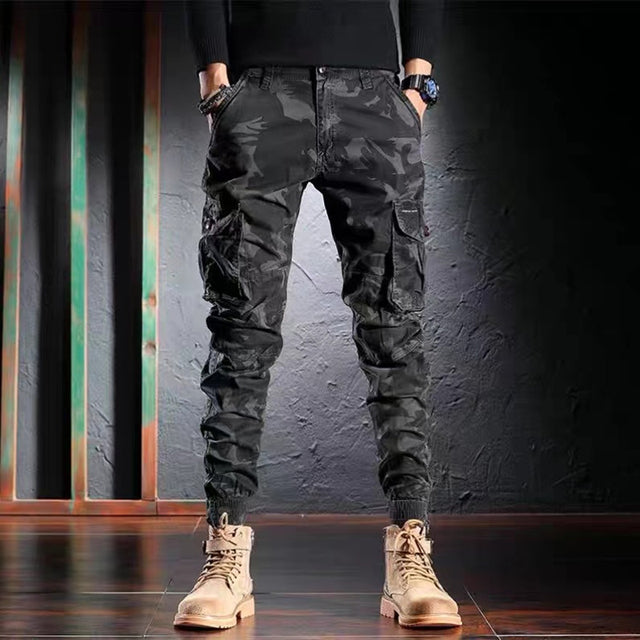 Men's Oversized Camouflage Cargo Pants for Outdoors