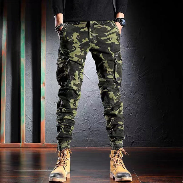 Men's Oversized Camouflage Cargo Pants for Outdoors